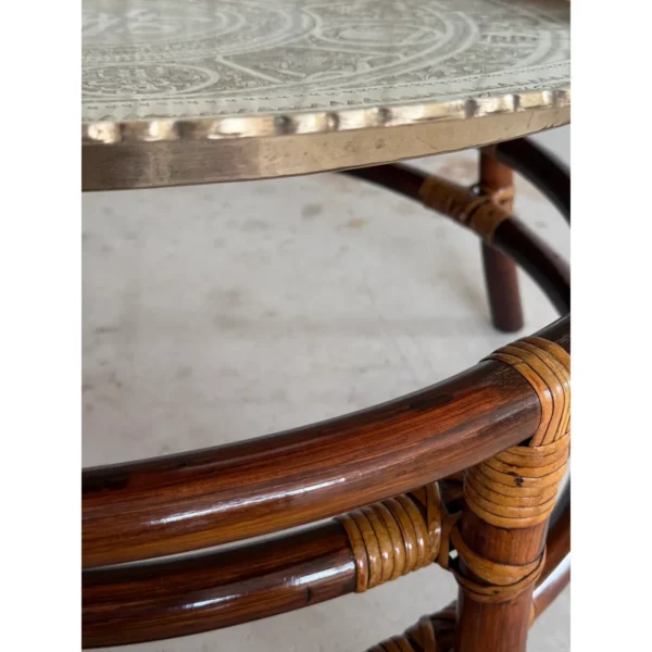 Mid-20th Century Restored Rattan and Etched Brass Tray Coffee Table – Attributed to Ficks Reed - Image 11