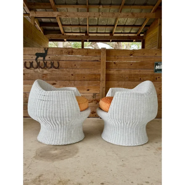 Vintage Sculptural Wicker Barrel Egg Pod Chairs in the Manner of Eero Aarnio - Image 10